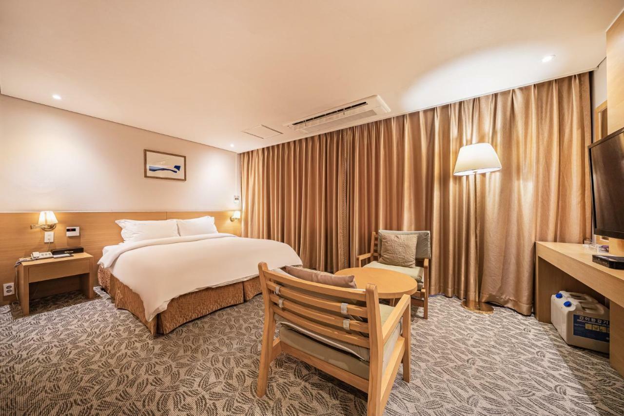 Benikea Hotel Bizinn Wonju Extérieur photo